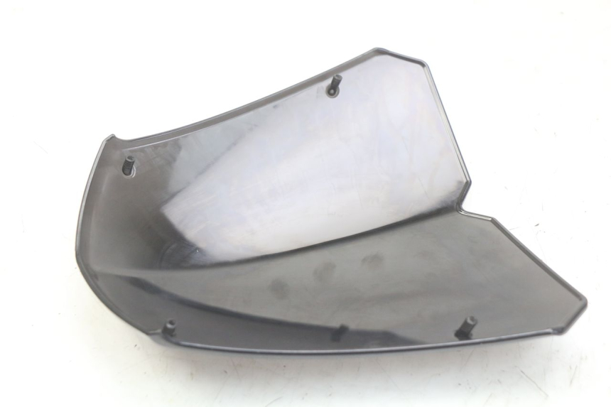 photo de SZYBA OCHRONNA PEUGEOT KISBEE 2T 50 (2010 - 2017) - Zoom stanu zużycia