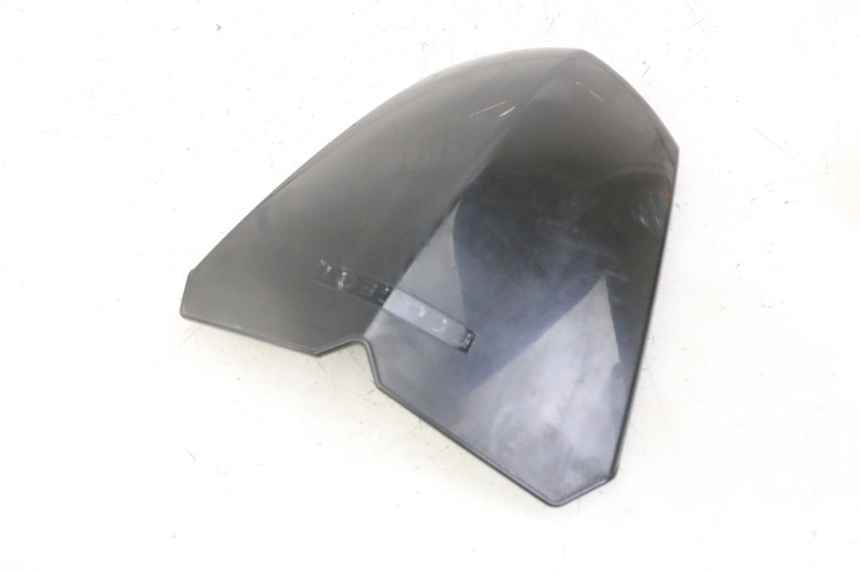 photo de SZYBA OCHRONNA PEUGEOT KISBEE 4T 50 (2018 - 2022) - Zbliżenie techniczne