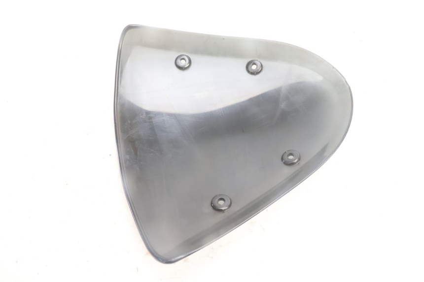 photo de OSŁONA PRZECIWWIETRZNA GILERA RUNNER SP 50 (2002 - 2004) - Zbliżenie techniczne