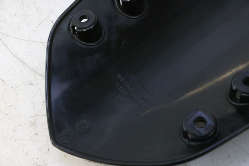 photo de OSŁONA PRZECIWWIATRU KYMCO SUPER 8 2T 50 (2007 - 2013) - Oznaczenia i referencje