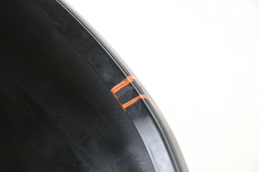 photo de SZYBA OCHRONNA PIAGGIO X10 125 (2012 - 2017) - Szczegóły charakterystyczne