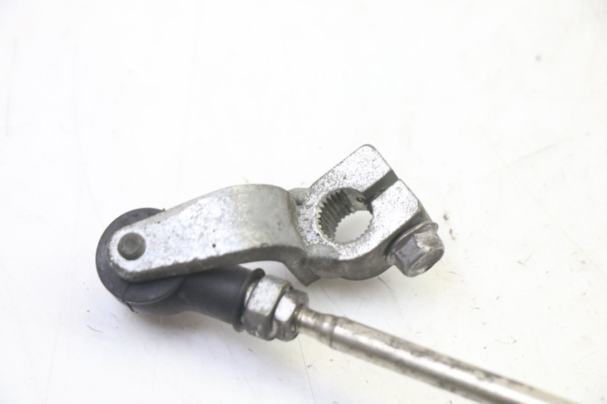 photo de PRZEŁĄCZNIK BIEGÓW YAMAHA FZ6 FAZER S2 600 (2007 - 2011) - Zbliżenie techniczne