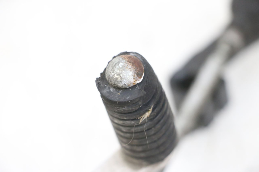 photo de PRZEŁĄCZNIK BIEGÓW YAMAHA TDM ABS 900 (2002 - 2014) - Zbliżenie techniczne