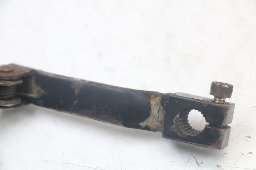 photo de PRZEŁĄCZNIK BIEGÓW PEUGEOT XP6 50 (1997 - 2003) - Inny kąt widzenia