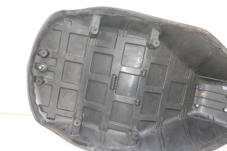 photo de SIEDZENIE ADIVA AD3 300 (2014 - 2020) - Stan powierzchni