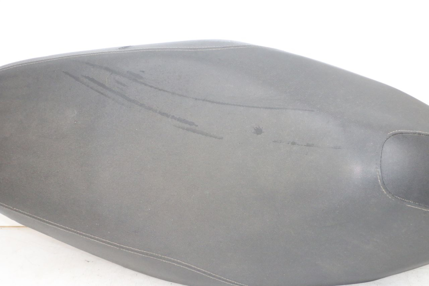 photo de SIEDZENIE KYMCO AGILITY 16+ 4T 50 (2018 - 2023) - Widok ogólny