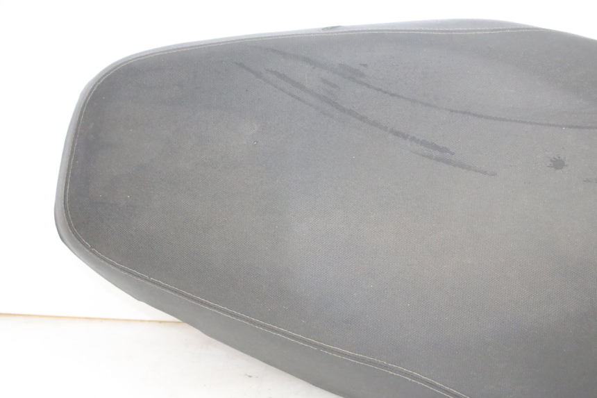 photo de SIEDZENIE KYMCO AGILITY 16+ 4T 50 (2018 - 2023) - Stan powierzchni