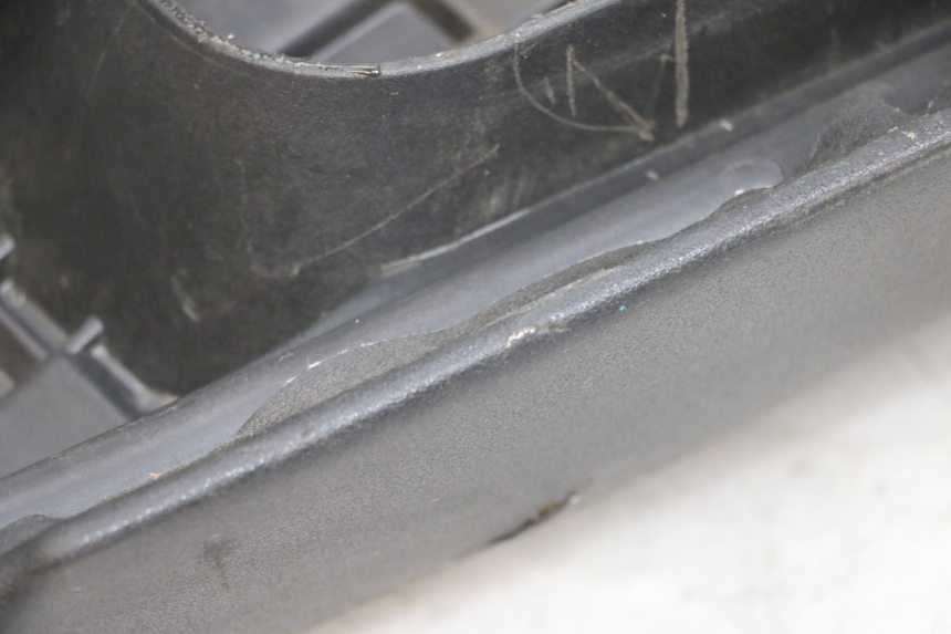 photo de SIEDZENIE KYMCO AGILITY 16+ 4T 50 (2018 - 2023) - Oznaczenia i referencje