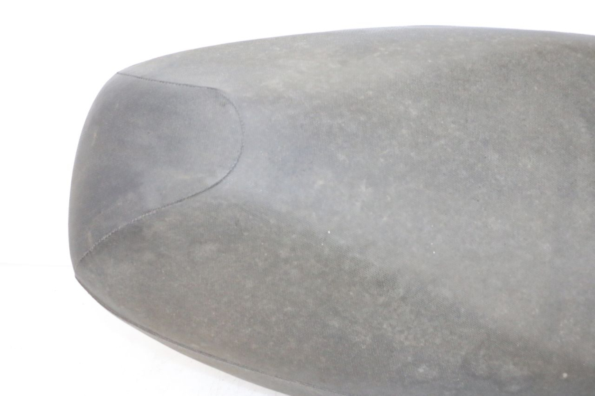 photo de SIEDZENIE KYMCO AGILITY 4T 50 (2018 - 2022) - Zoom stanu zużycia