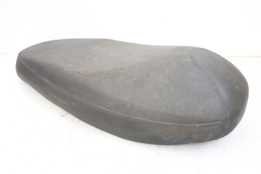 photo de SIEDZENIE KYMCO AGILITY 4T 50 (2018 - 2022) - Zbliżenie techniczne