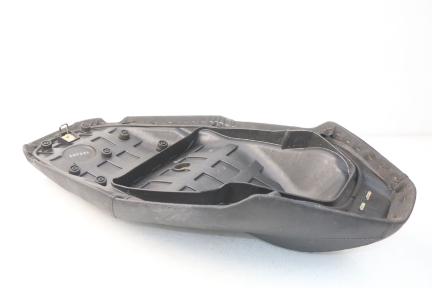 photo de SIEDZENIE KYMCO AGILITY CITY 4T 50 (2008 - 2016) - Inny kąt widzenia