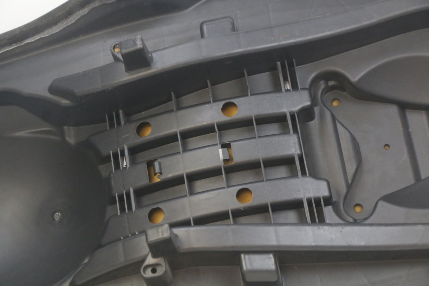 photo de SIEDZENIE NECO ALEXONE 125 (2017 - 2024) - Inny kąt widzenia