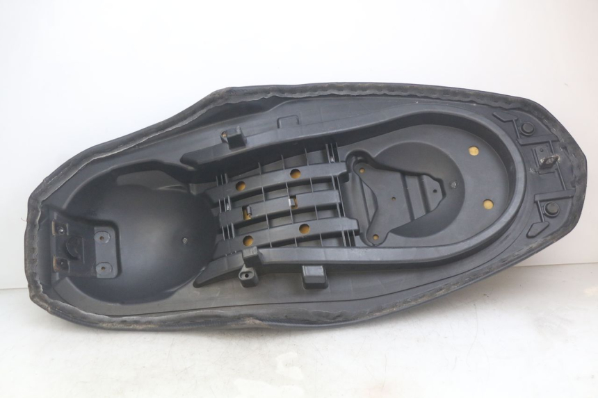 photo de SIEDZENIE NECO ALEXONE 125 (2017 - 2024) - Punkty mocowania