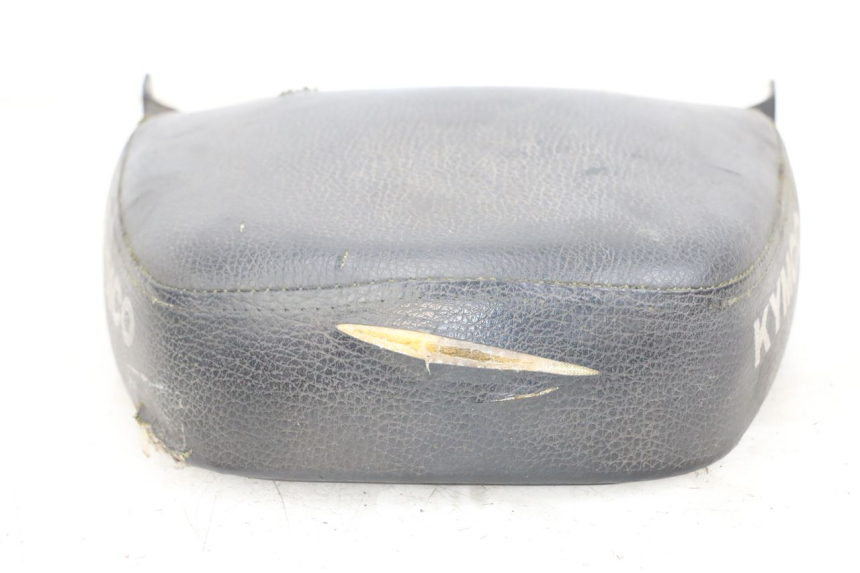 photo de TYLNA SIEDZENIE KYMCO AGILITY 4T 50 (2005 - 2018) - Zbliżenie komponentów