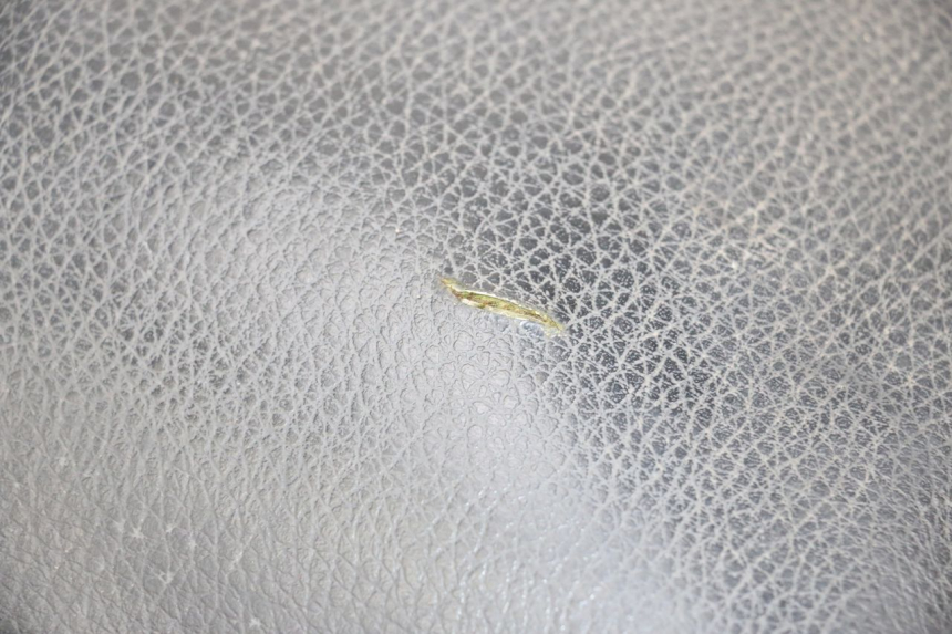 photo de TYLNA SIEDZENIE KYMCO AGILITY 4T 50 (2005 - 2018) - Zoom stanu zużycia