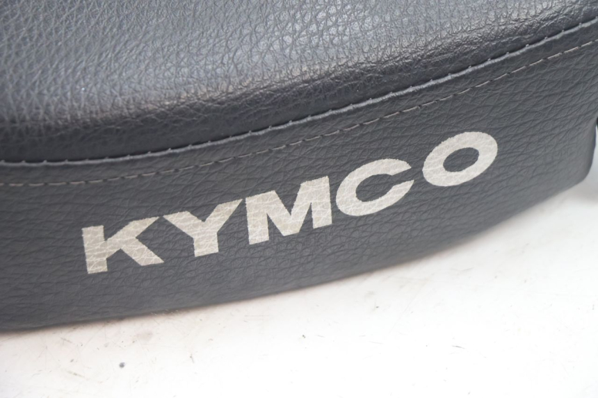 photo de TYLNA SIEDZENIE KYMCO AGILITY 4T 50 (2005 - 2018) - Szczegół części