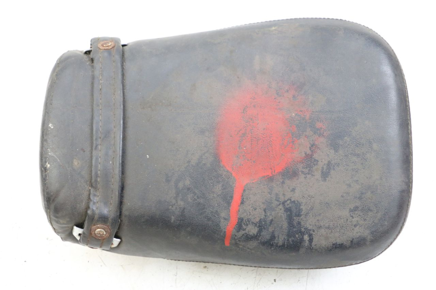 photo de TYŁ SIEDZENIA HYOSUNG GV AQUILA 125 (2000 - 2009) - Widok główny