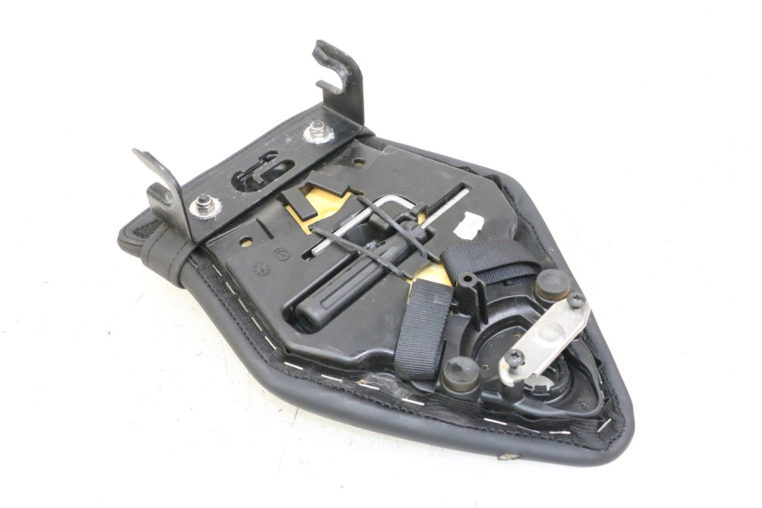 photo de TYŁ SIEDZENIA BMW S RR ABS S1000RR 1000 (2015 - 2018) - Inny kąt widzenia