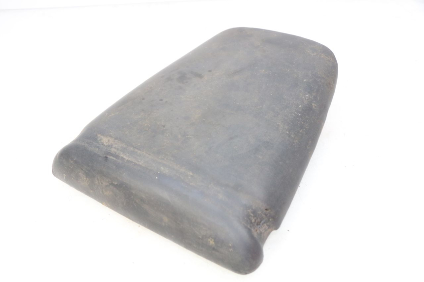 photo de TYŁOWE SIEDZENIE HONDA CBR RR FIREBLADE 900 (1992 - 1994) - Zbliżenie techniczne