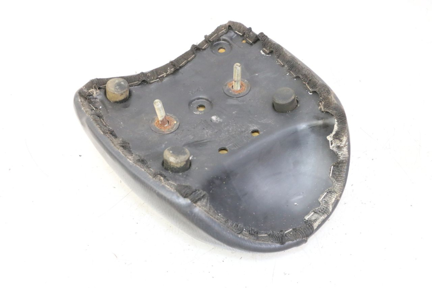 photo de TYŁ SIEDZENIA APRILIA CLASSIC 125 (1995 - 2001) - Inny kąt widzenia