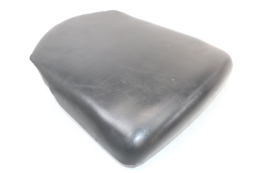 photo de TYŁOWE SIEDZENIE HYOSUNG GTR 125 (2006 - 2008) - Zoom stanu zużycia