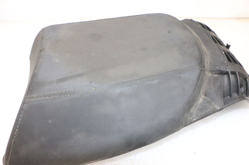 photo de TYLNE SIEDZENIE JM MOTORS GTS 125 (2015 - 2019) - Szczegół części