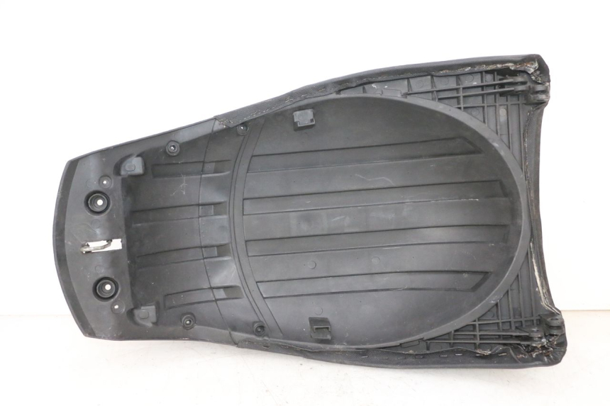 photo de TYLNE SIEDZENIE JM MOTORS GTS 125 (2015 - 2019) - Widok ogólny