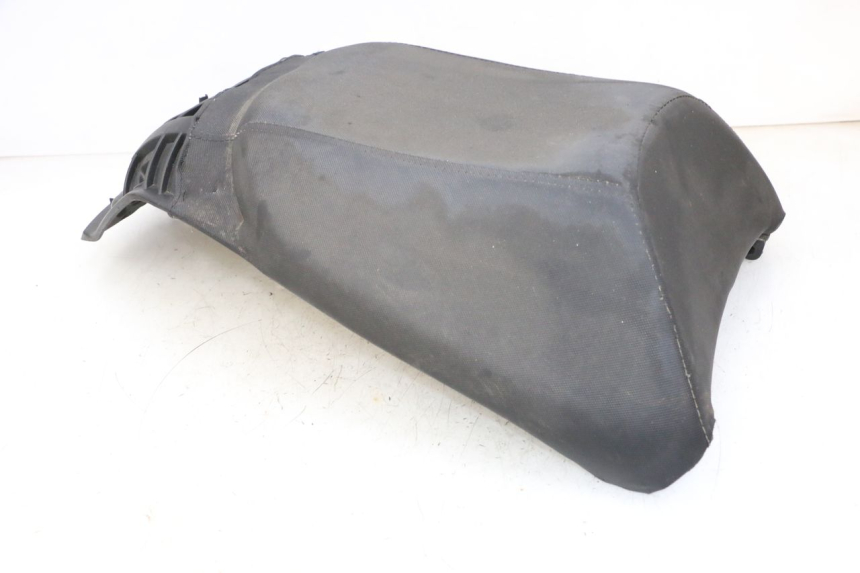 photo de TYLNE SIEDZENIE JM MOTORS GTS 125 (2015 - 2019) - Punkty mocowania