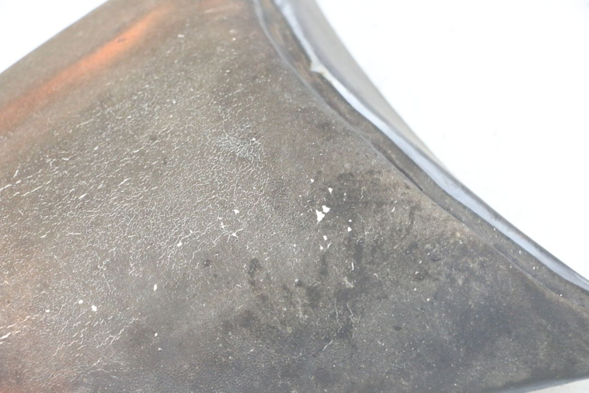 photo de TYŁ SIEDZENIA PEUGEOT JET FORCE CARBU 50 (2003 - 2016) - Inny kąt widzenia