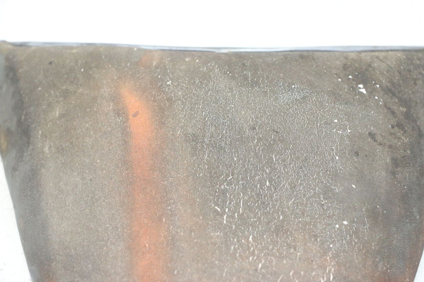 photo de TYŁ SIEDZENIA PEUGEOT JET FORCE CARBU 50 (2003 - 2016) - Widok ogólny