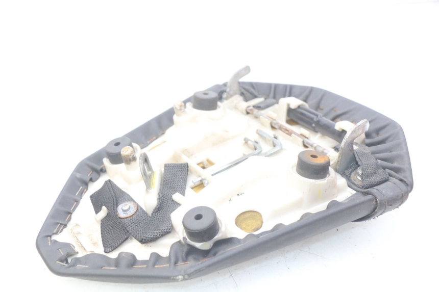 photo de TYŁ SIEDZENIA YAMAHA MT-07 MT07 ABS 700 (2014 - 2017) - Zoom stanu zużycia