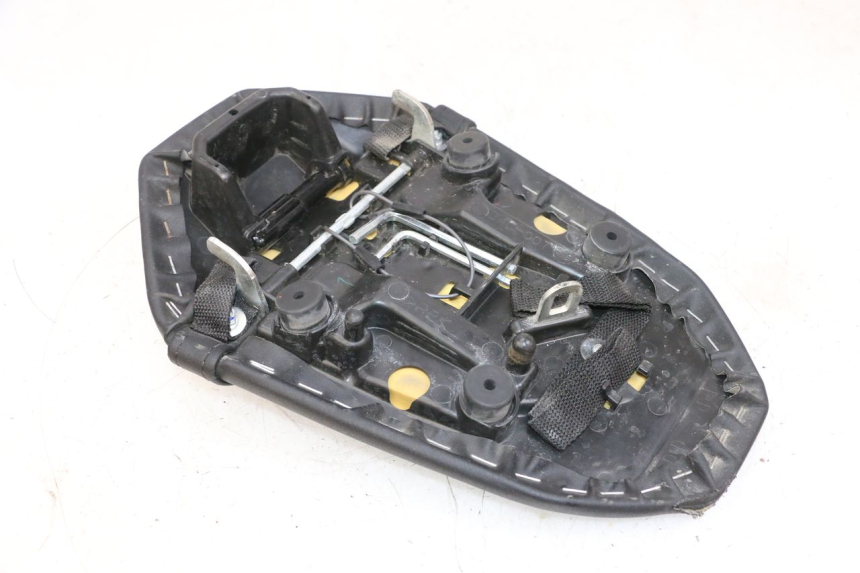 photo de SIEDZENIE TYLNE YAMAHA MT-07 MT07 ABS 700 (2018 - 2020) - Inny kąt widzenia