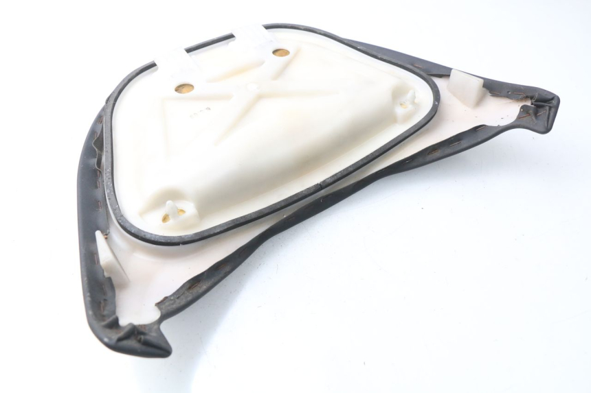 photo de TYŁ SIEDZENIA HONDA NSS EX FORZA 250 (2005 - 2013) - Inny kąt widzenia