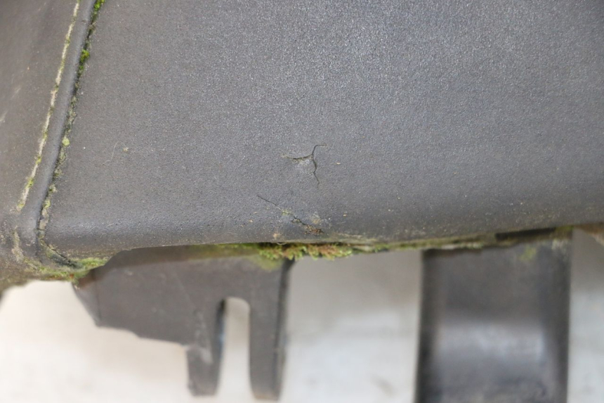 photo de TYŁ SIEDZENIA PEUGEOT SATELIS 125 (2013 - 2018) - Zoom jakości