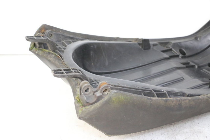 photo de TYŁ SIEDZENIA PEUGEOT SATELIS 125 (2013 - 2018) - Inny kąt widzenia