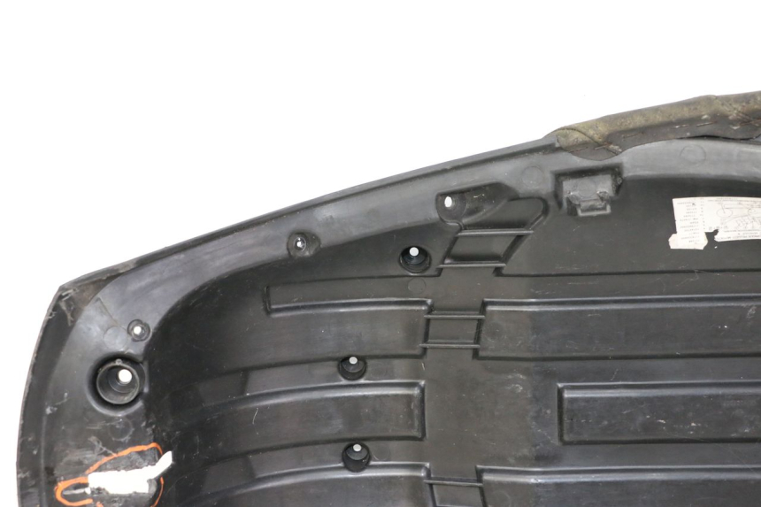 photo de TYŁ SIEDZENIA PEUGEOT SATELIS 125 (2013 - 2018) - Część sprawdzona