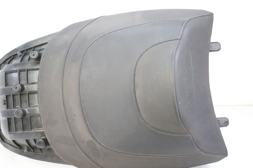 photo de TYŁ SIEDZENIA PEUGEOT SATELIS 125 (2013 - 2018) - Część sprawdzona