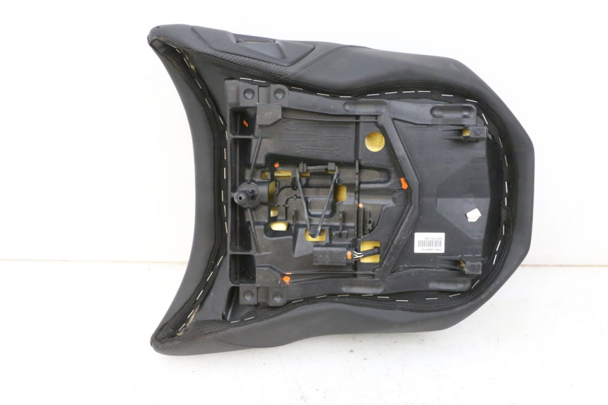 photo de SIEDZENIE TYLNE BMW R GS 1250 (2021 - 2024) - Szczegół części