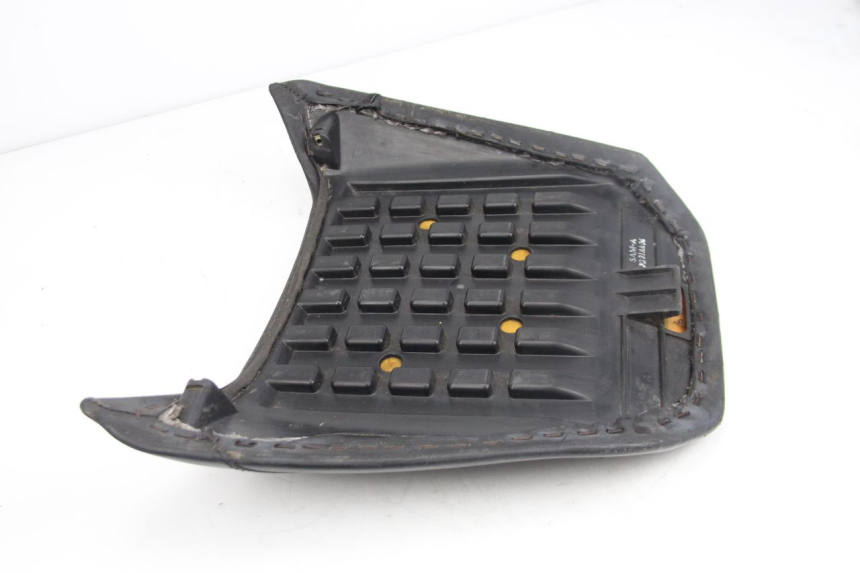 photo de SIEDZENIE TYLNE DAELIM S2 125 (2006 - 2007) - Inny kąt widzenia