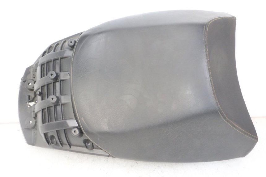 photo de TYŁ SIEDZENIA PEUGEOT SATELIS COMPRESSOR K15 125 (2006 - 2009) - Widok główny