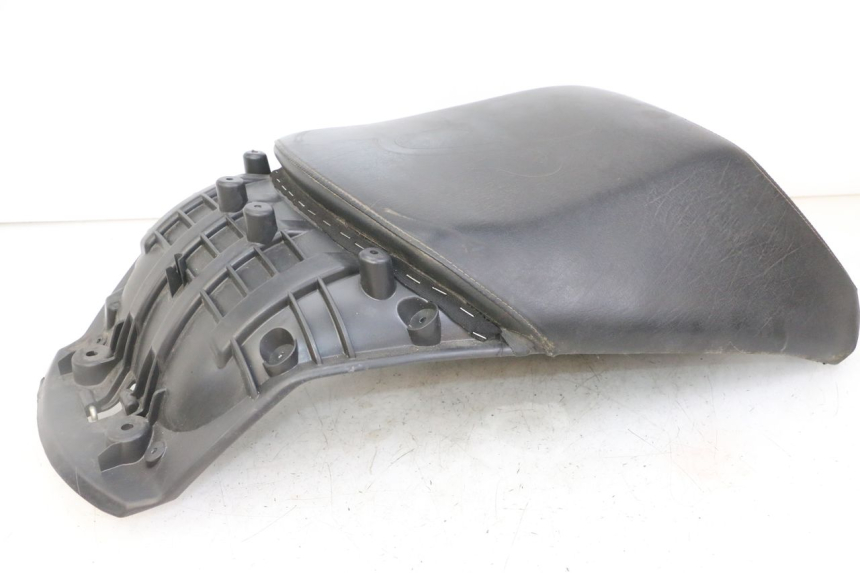 photo de TYŁ SIEDZENIA PEUGEOT SATELIS COMPRESSOR K15 125 (2006 - 2009) - Widok produktu