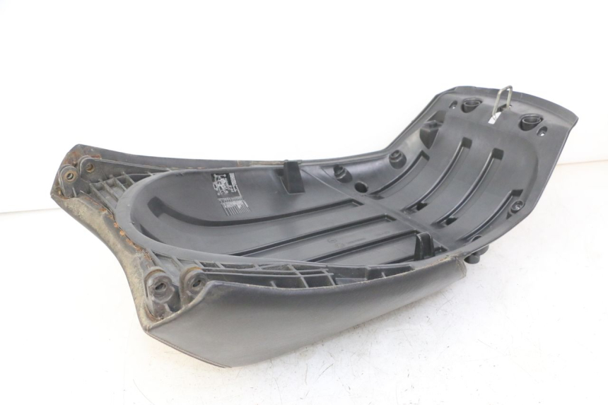 photo de TYŁ SIEDZENIA PEUGEOT SATELIS COMPRESSOR K15 125 (2006 - 2009) - Zbliżenie techniczne