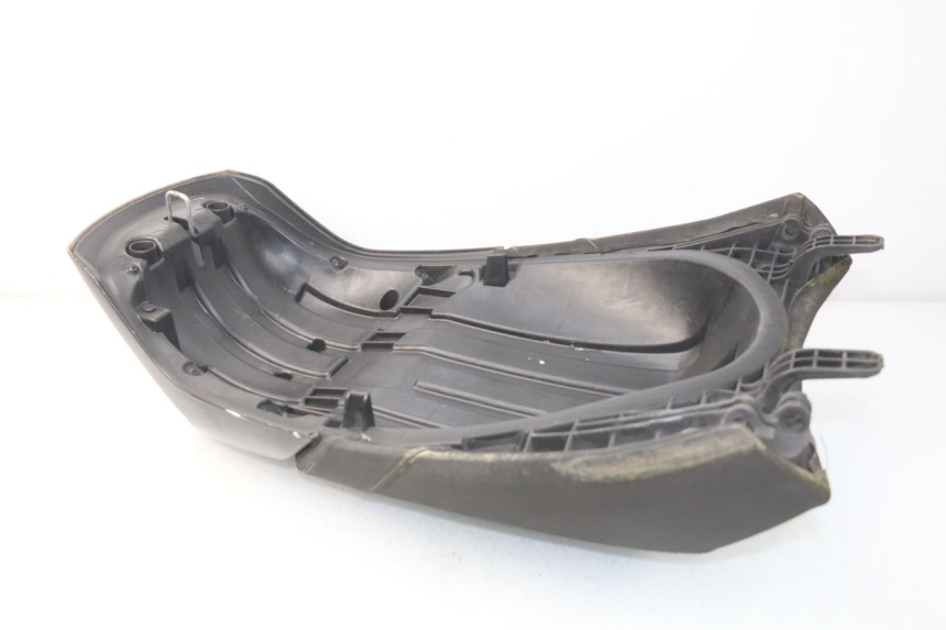 photo de TYŁ SIEDZENIA PEUGEOT SATELIS 300 (2012 - 2015) - Szczegół części