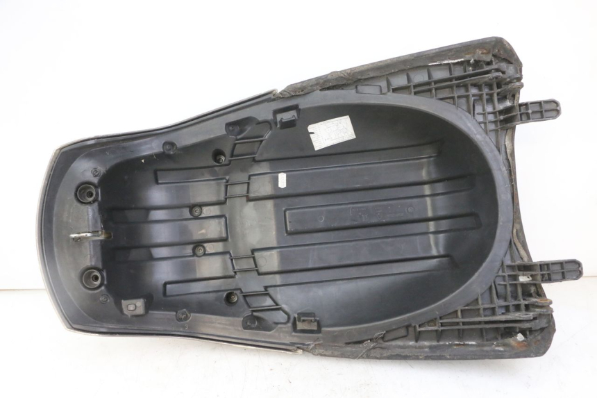 photo de TYŁ SIEDZENIA PEUGEOT SATELIS 125 (2013 - 2018) - Część sprawdzona