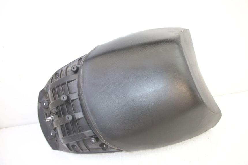 photo de SIEDZENIE TYLNE PEUGEOT SATELIS 250 (2006 - 2012) - Szczegół części