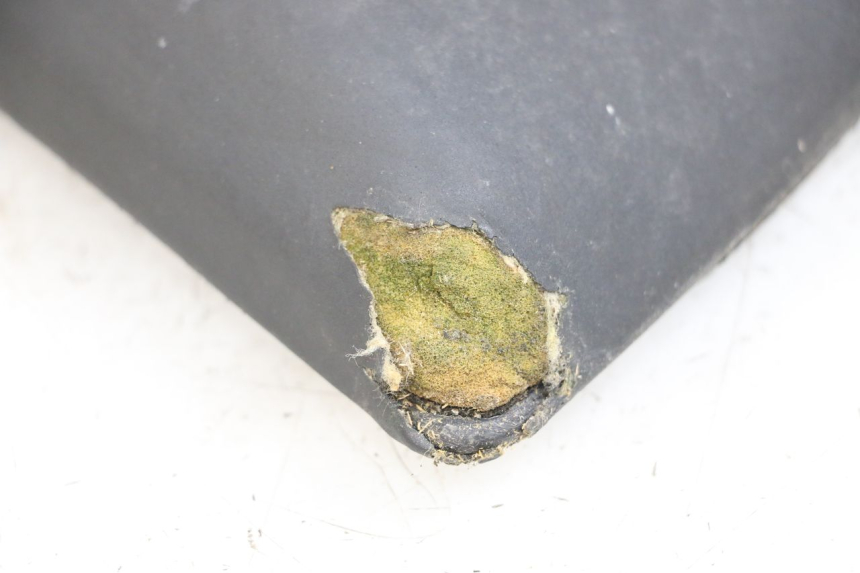 photo de TYŁ SIEDZENIA APRILIA SR CARB LC 2T 50 (2004 - 2012) - Widok ogólny