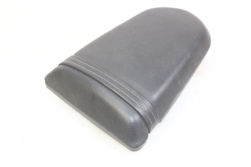 photo de TYŁ SIEDZENIA DAELIM VJ ROADWIN FI 125 (2008 - 2017) - Zbliżenie techniczne