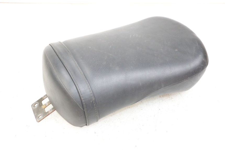 photo de TYLNE SIEDZENIE SUZUKI VL INTRUDER 125 (2004 - 2007) - Szczegóły charakterystyczne