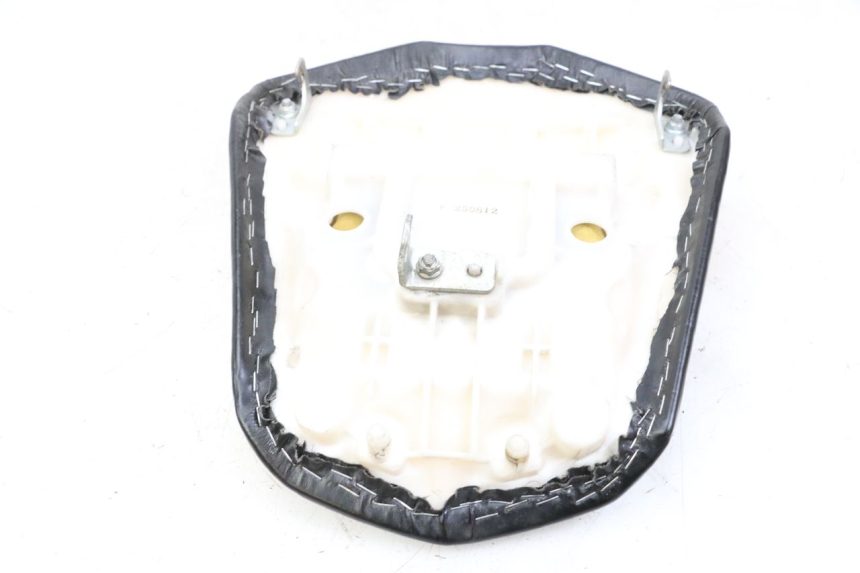 photo de TYŁ SIEDZENIA YAMAHA FZ1 FAZER 1000 (2007 - 2009) - Inny kąt widzenia