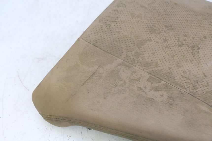 photo de TYŁ SIEDZENIA YAMAHA YP MAJESTY 400 (2004 - 2008) - Zoom stanu zużycia